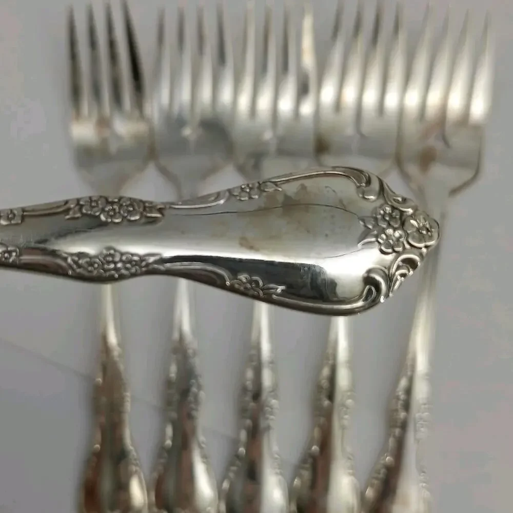6X SF Vtg 1968 Oneida Community Silverplate Fredericksburg Salad Forks